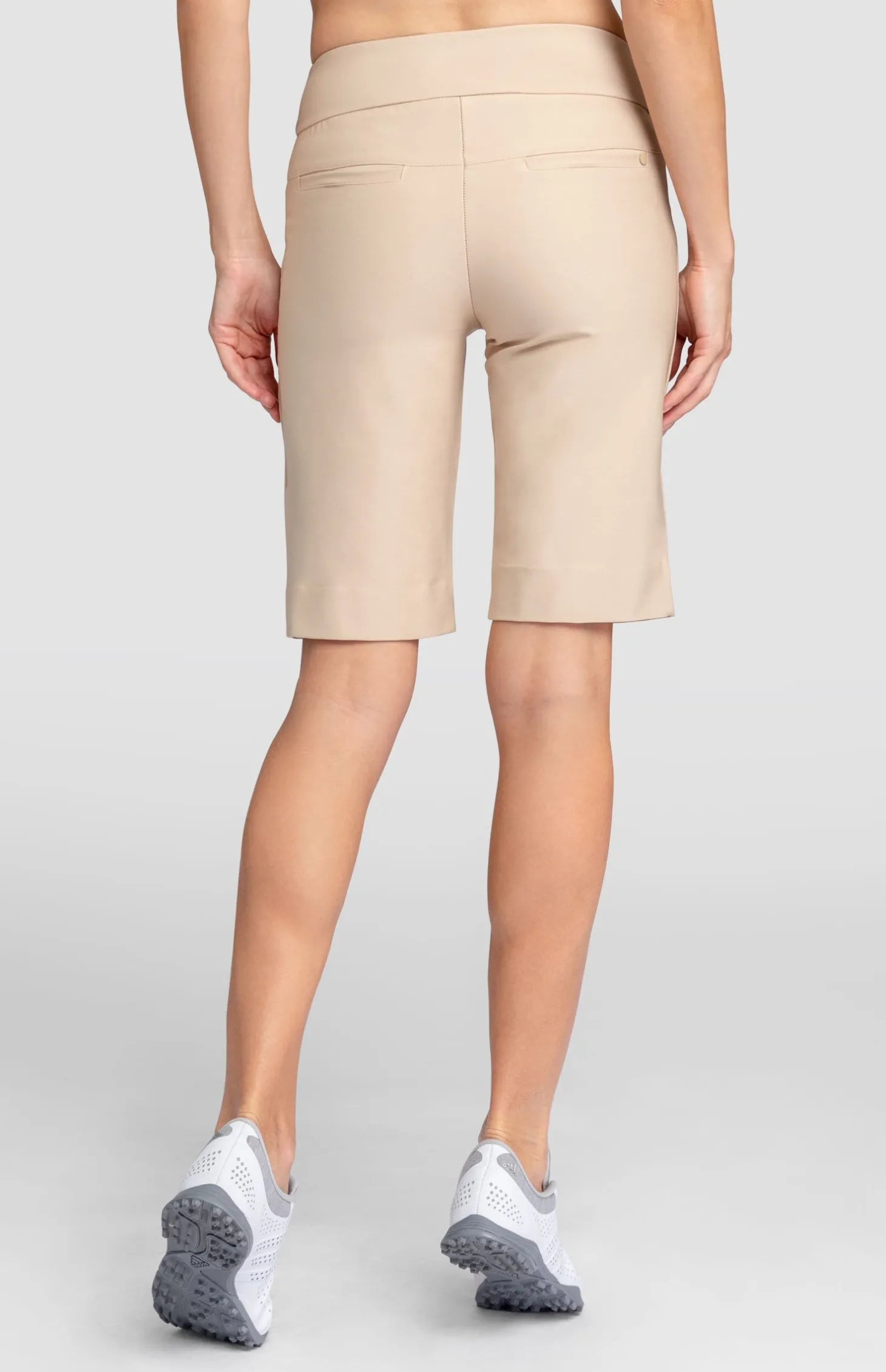 Mulligan 21" Short - Sand